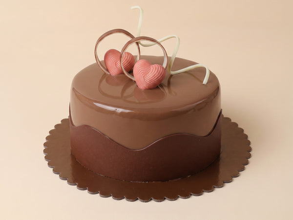 Laroche Chocolate Brown Glace Cake 500g – Premium Mini Celebration Cake UAE