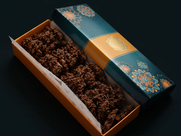 Laroche Chocolate Crunchy Box 1kg – Crispy Chocolate Clusters Gift UAE
